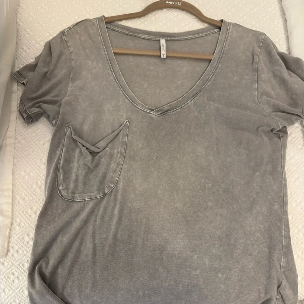 Z Supply Gray Relaxed Short Sleeve Tee - Picture 2 of 7